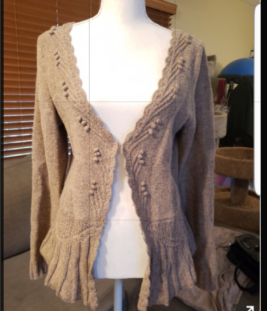 Beautiful Sleeping on Snow Peplum Sweater